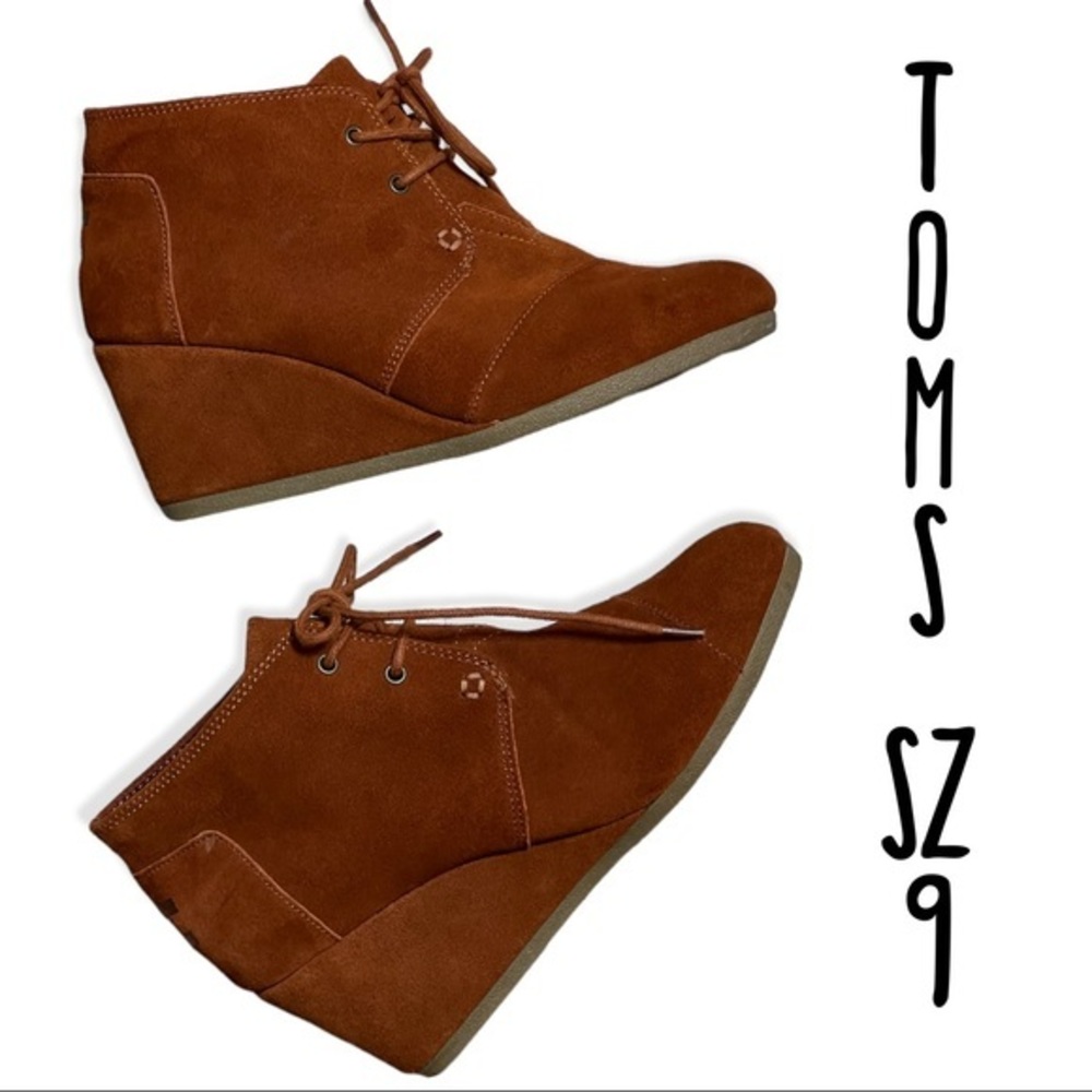 Toms burnt orange suede booties size 9